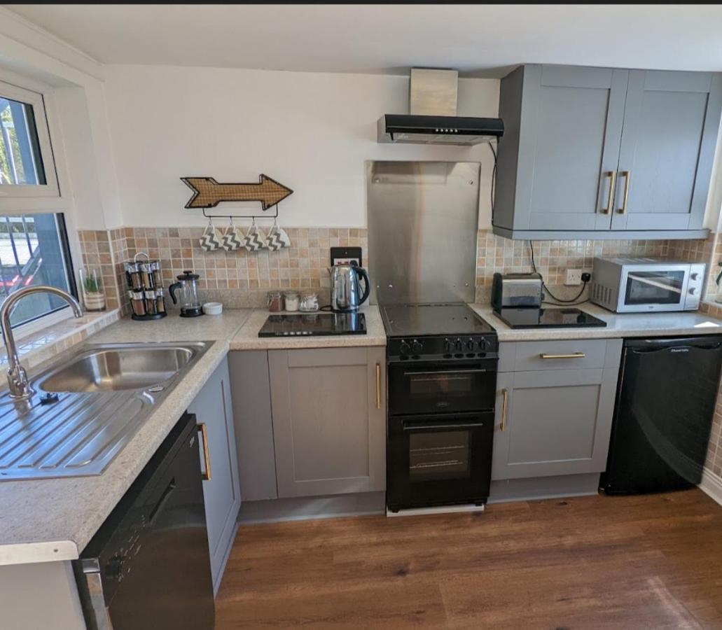 Antrim Coast Apartments Кушендолл Экстерьер фото